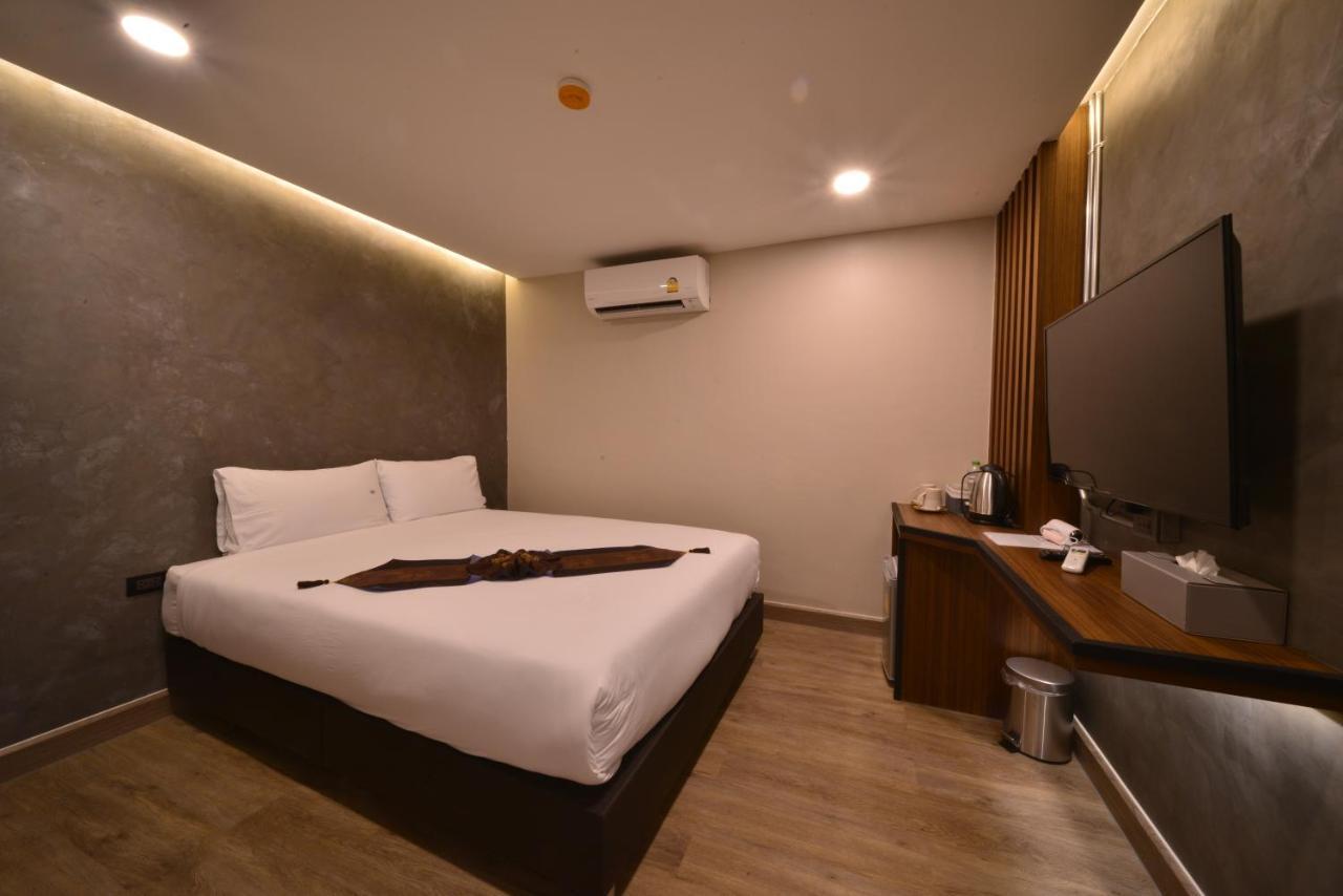 Sureena Hotel Pattaya Exterior foto